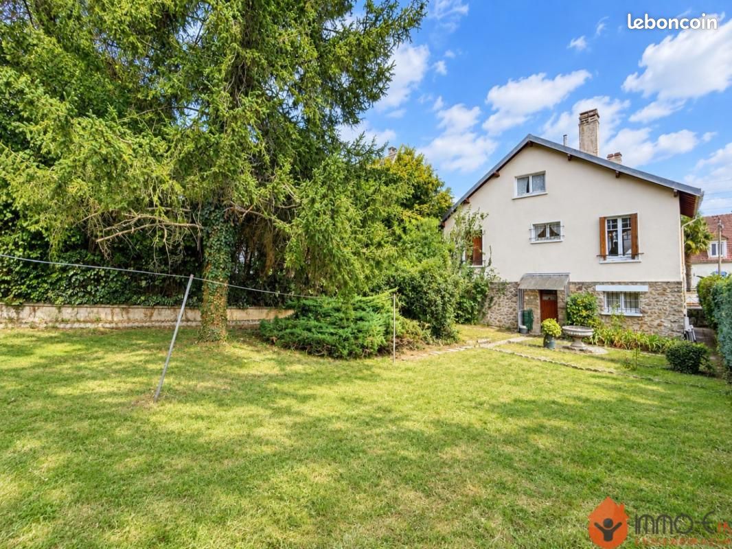 Maison 5 pièces 140 m² · à Villenoy · 140 m² · 330 000 €