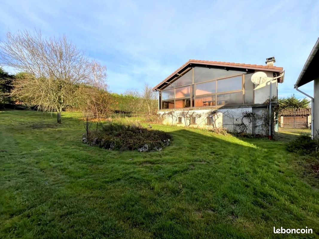 Maison 4 pièces 120 m² · à Saint-Éloi · 120 m² · 282 000 €