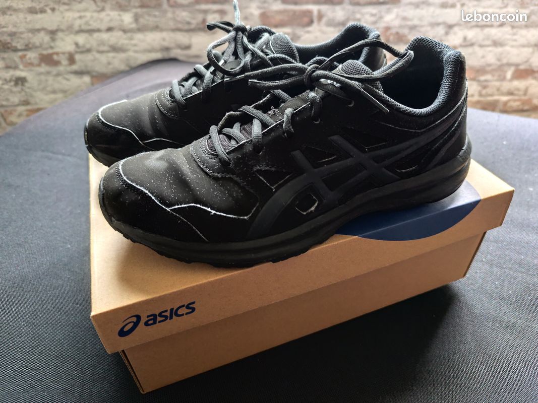 Cross Trainers Asics Gel Mission Nubuck Asics Gel Lyte III X-Mas