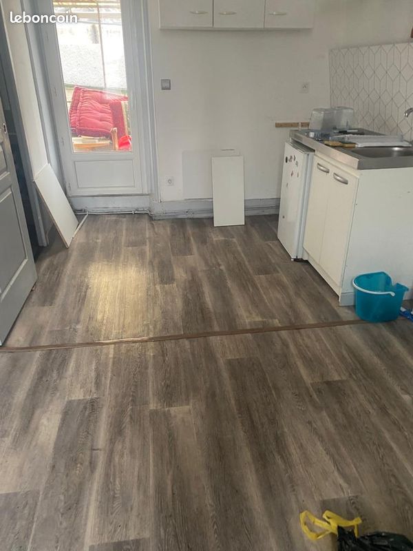 Studio 26 m2 au 1er étage avec balcon et équipé de WIFI - Châtellerault 86100 (image principale 0)