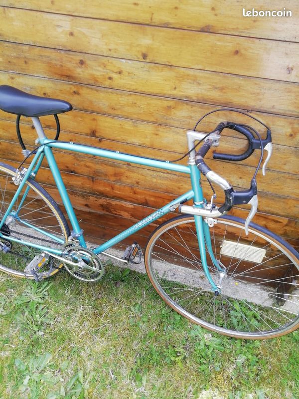 Vélo homme peugeot année 1970 (image 1)