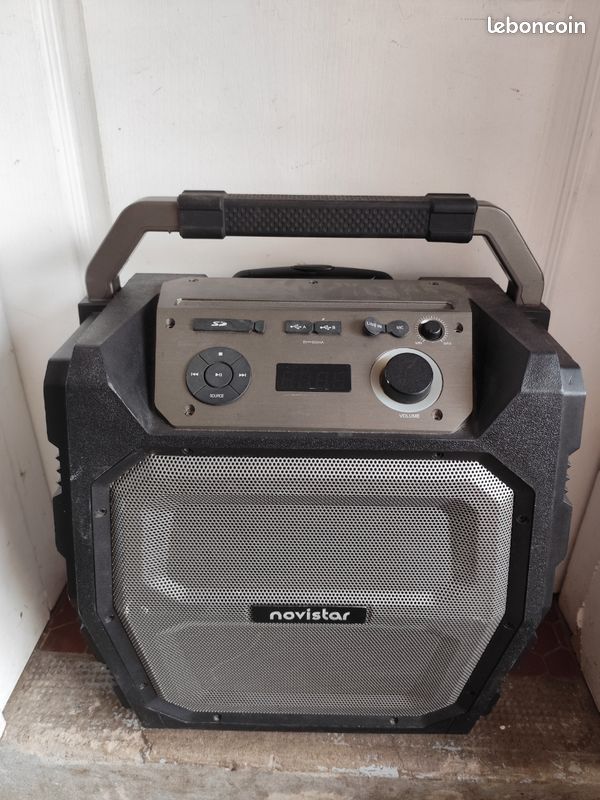 Enceinte bluetooth novistar Jerrican - Accessoires téléphone & Objets connectés
