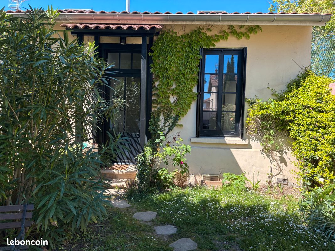 Maison 2 pièces 31 m² · à Villeurbanne · 31 m² · 890 €/mois