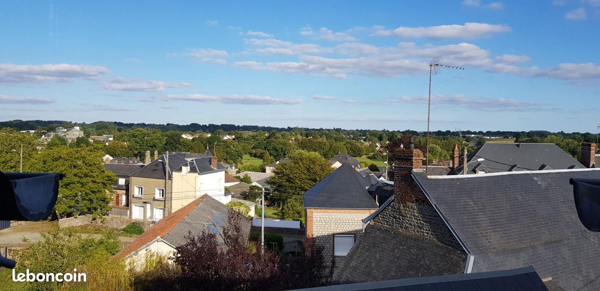Local commercial 260 m² · à La Ferté Macé · 260 m² · 398 560 €