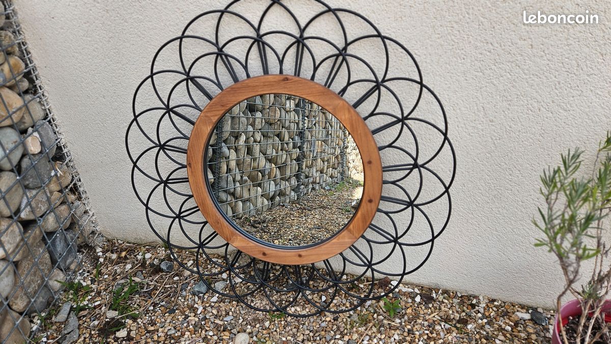 Miroir métal/bois fleur (image 1)