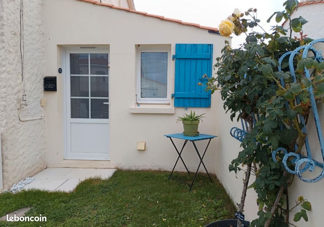 Appartement 1 pièce 18 m² · à Saint-Gilles-Croix-de-Vie · 18 m² · 575 €/mois