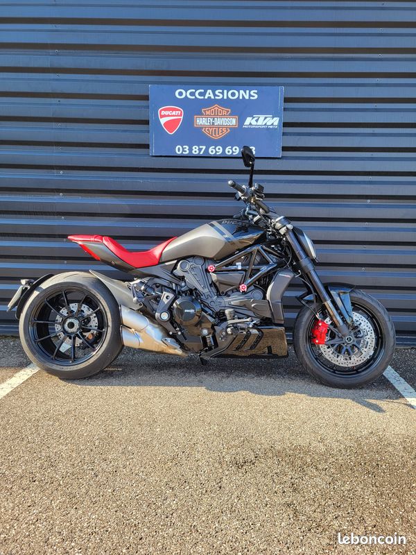 Ducati x-diavel 1260 nera edition limitee n°52/500 Motos