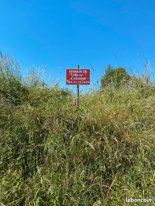 Terrain à vendre · à Cosnac · 60 000 €