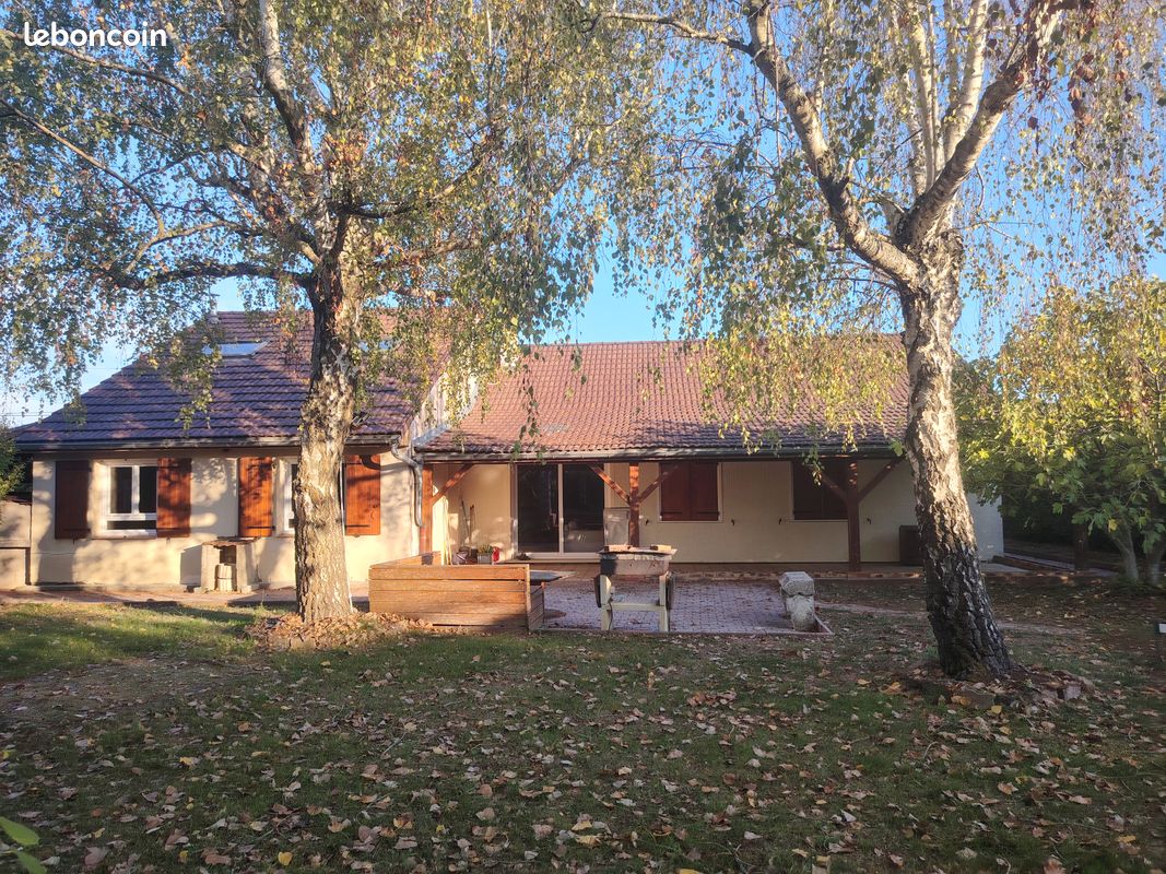 Maison 7 pièces 140 m² · à Gergy · 140 m² · 230 000 €