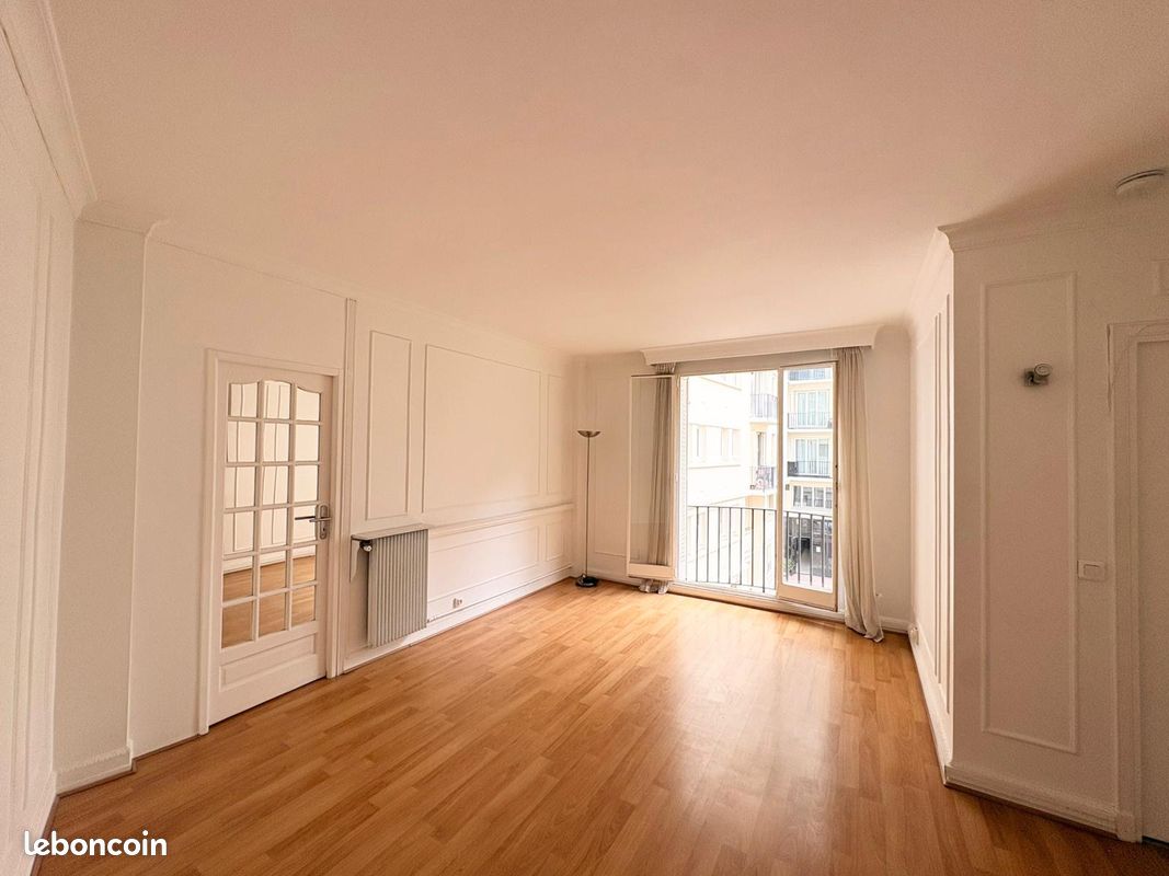 Appartement 2 pièces 47 m² · à Paris · 47 m² · 1 800 €