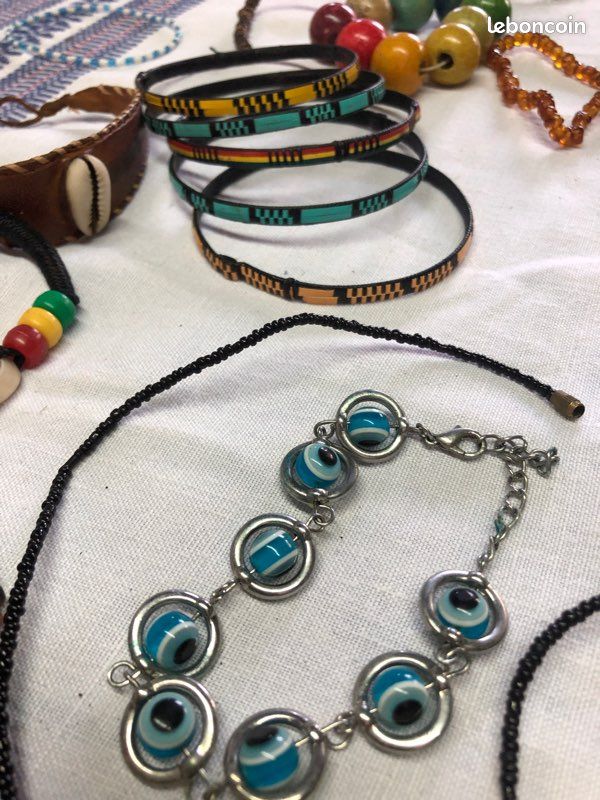 Lot De Bijoux Ethniques : 3 Colliers + 1 Bracelet Perles - Très Bon état