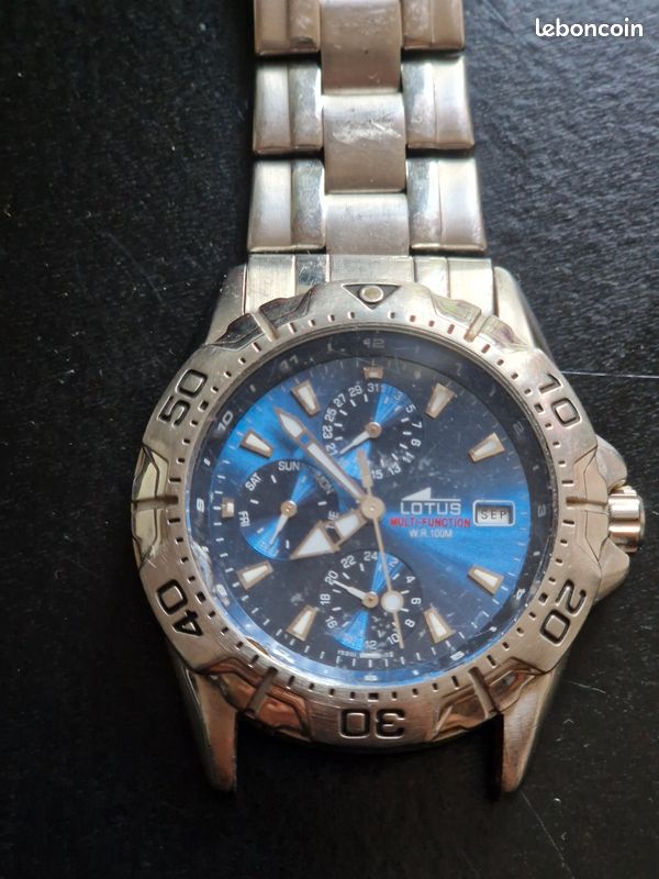 Montre Lotus bracelet à réparer(prix négociable) Montres Bijoux