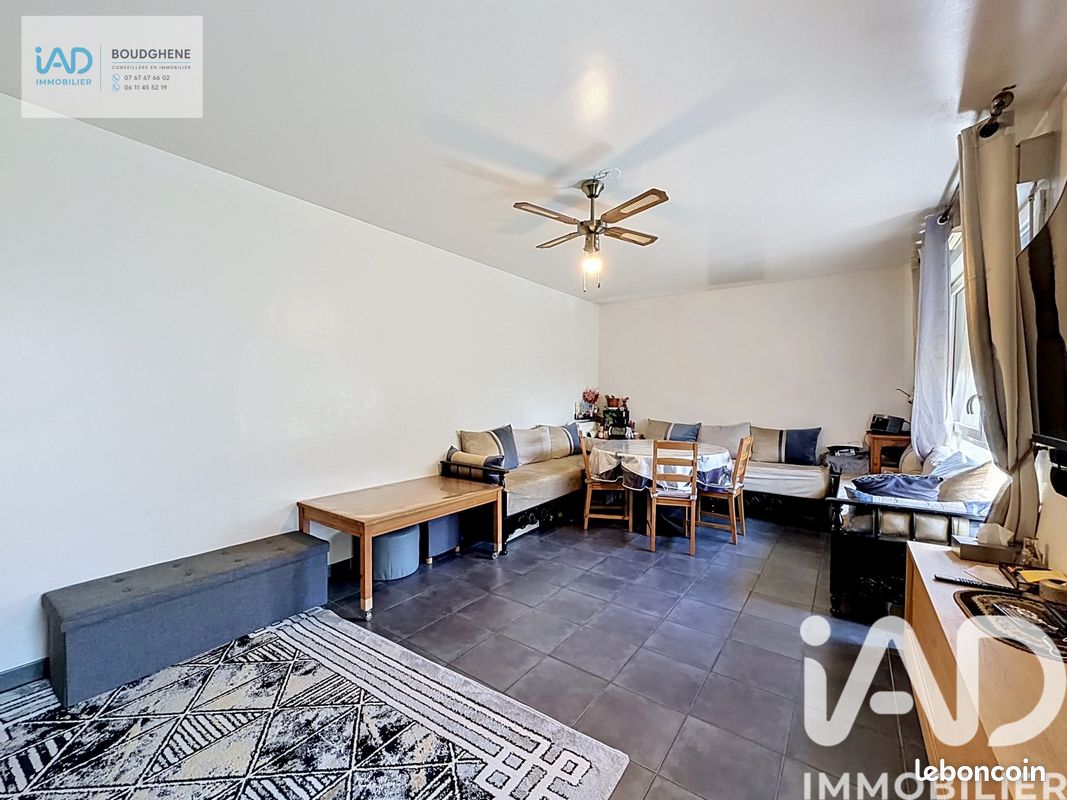 Appartement 5 pièces 101 m² · à Orly · 101 m² · 299 900 €