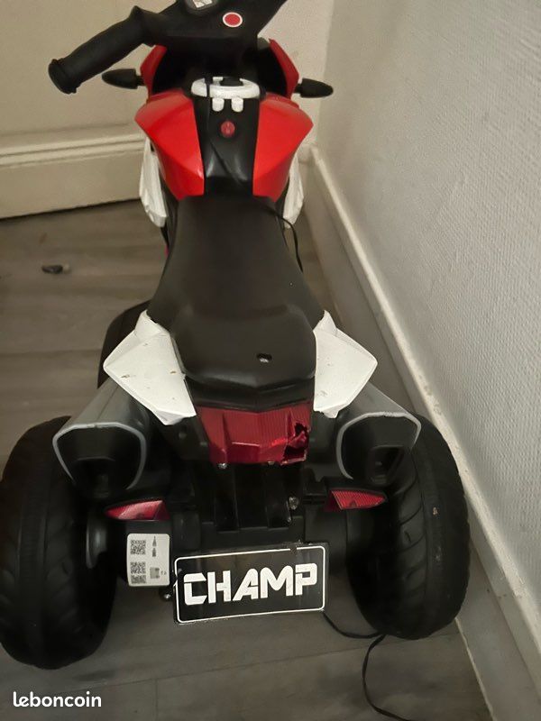 Moto électrique enfant 3 roues – Fonctionne parfaitement (image 5)