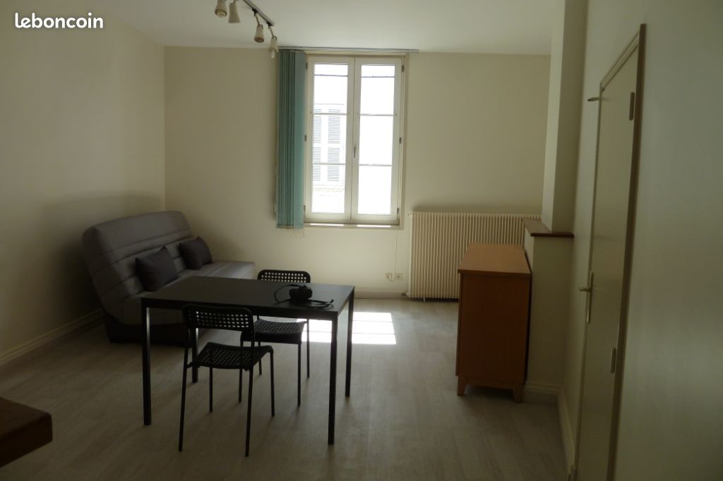 Appartement 1 pièce 31 m² · à Saint-Aignan · 31 m² · 450 €/mois