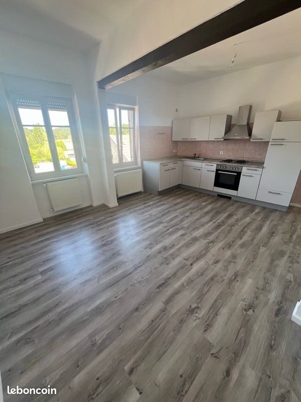 Appartement 3 pièces 90 m² · à Bitche · 90 m² · 640 €