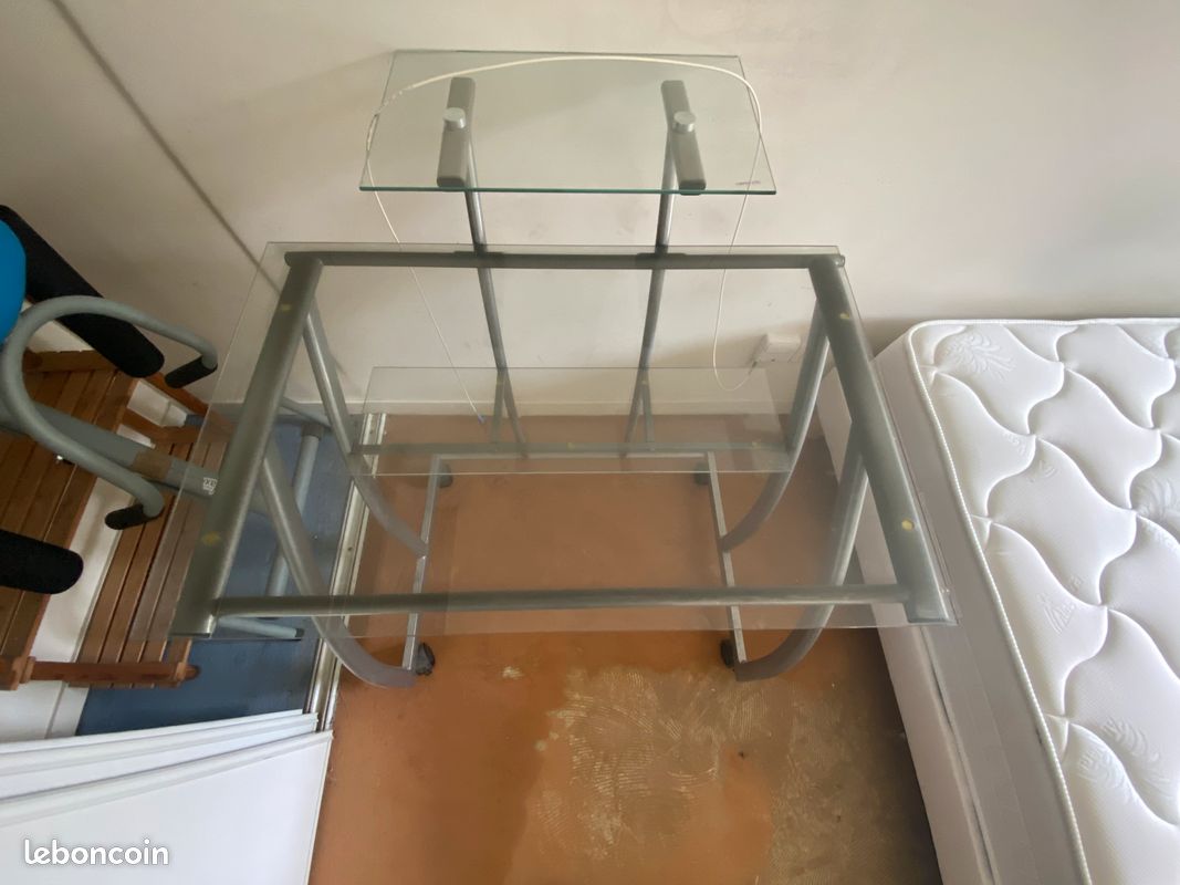 Bureau en verre (image 2)
