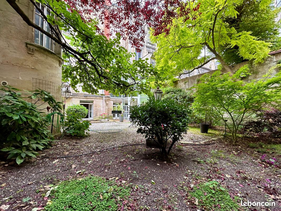 Appartement 7 pièces 197 m² · à Bordeaux · 197 m² · 850 000 €
