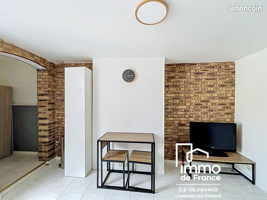 Appartement 1 pièce 16 m² · à Chartres · 16 m² · 462 €