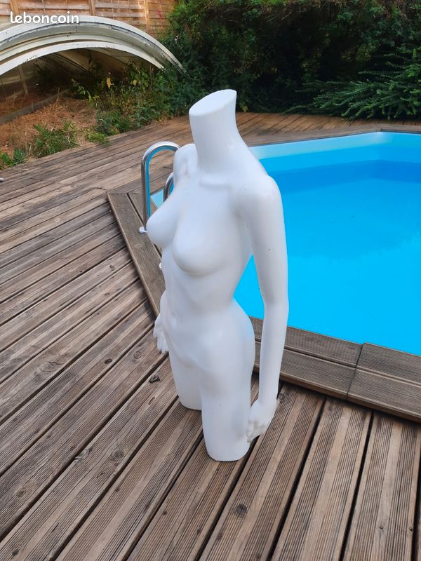 Buste de mannequin (image 2)