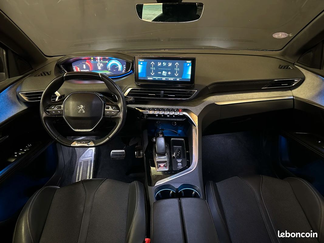Peugeot 3008 II 1.6 THP Hybrid 225 GT (image 22)