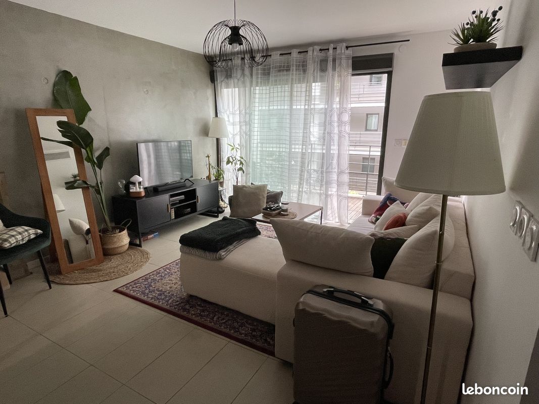 Appartement 2 pièces 47 m² · à Marseille · 47 m² · 974 €