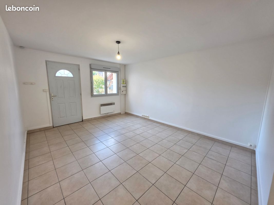 Appartement 1 pièce 24 m² · à Saint-Martin-d'Hères · 24 m² · 450 €