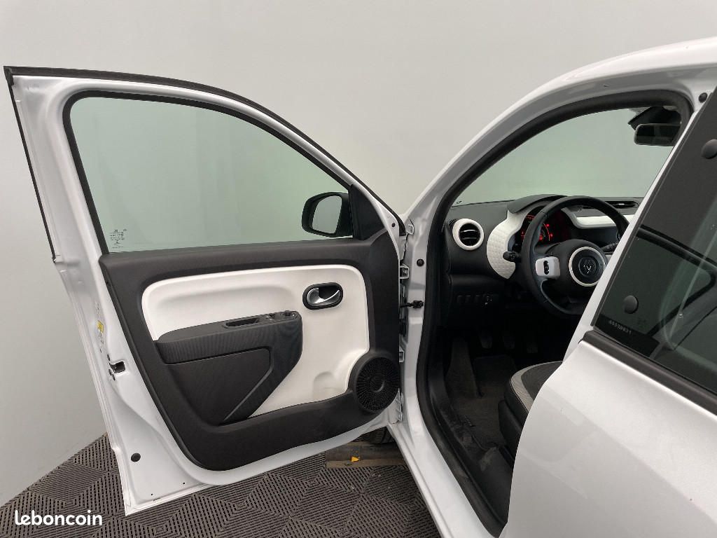 Renault Twingo III TCe 95 Zen (image 17)