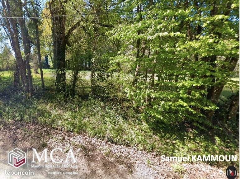 Terrain 800 m² · à Saint-Georges-des-Coteaux · 45 000 €