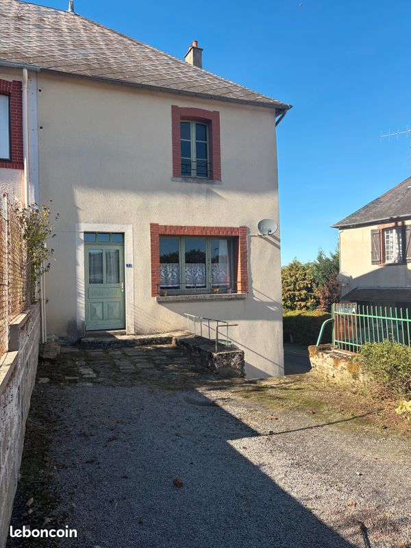 Maison 5 pièces 99 m² · à Cromac · 99 m² · 37 000 €