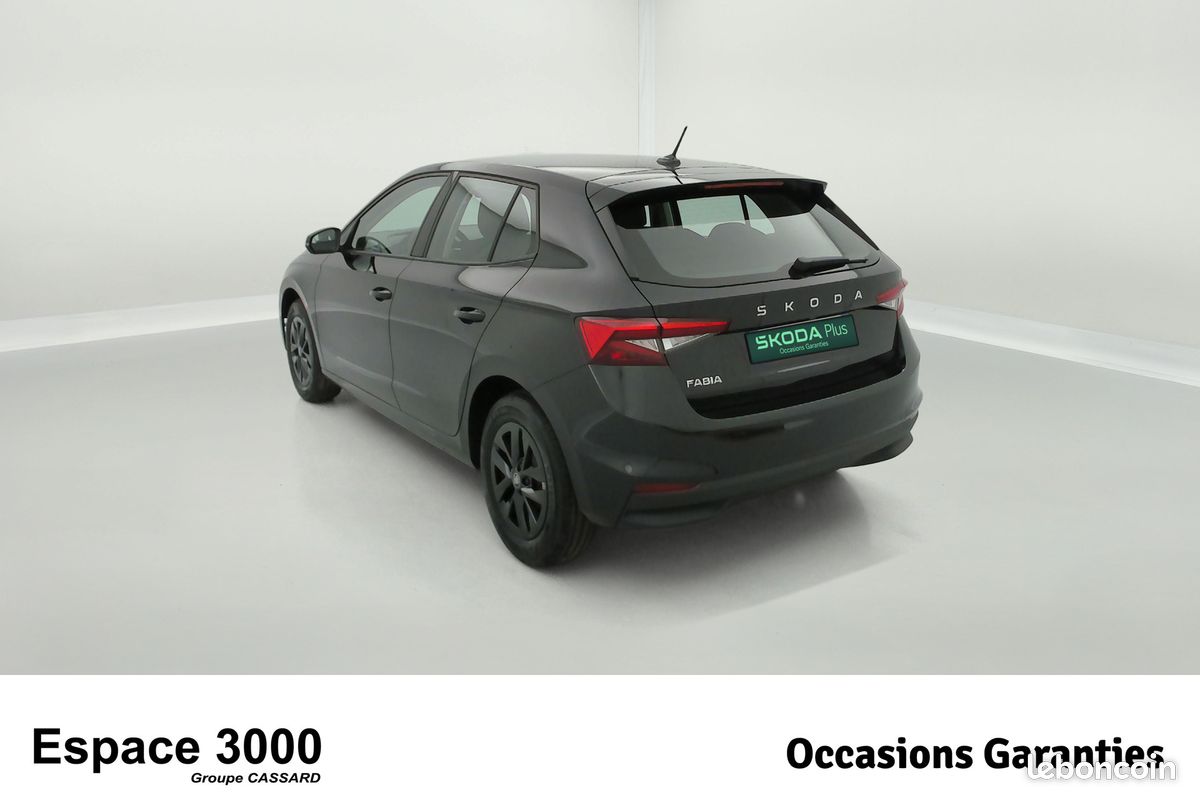 SKODA Fabia 1.0 TSI 95 ch EVO 2 BVM5 Selection (image 6)
