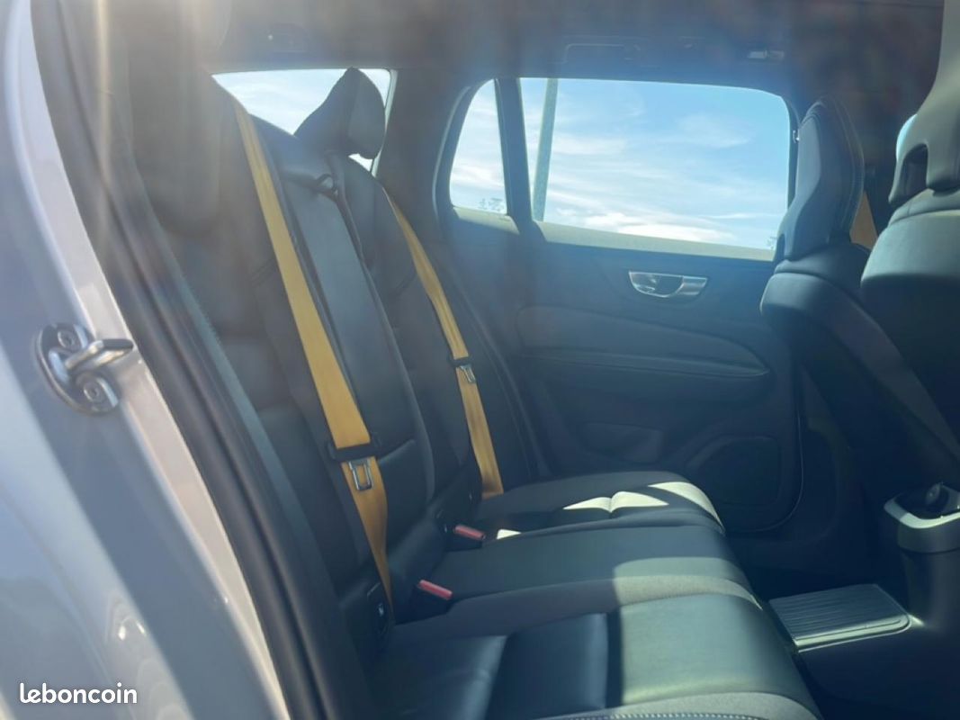 VOLVO V60 T8 awd 310+145 polestar engineered geartronic 8 (image 31)