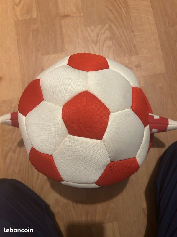 Chapeau de l’euro 2008 suisse Autriche pièce vintage est recherché parfait pour collectionneur (image 3)