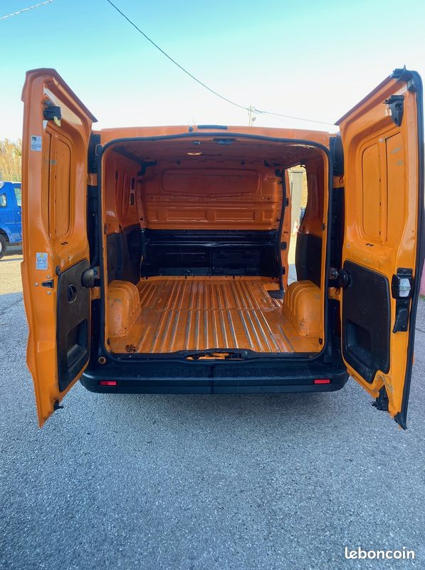 Renault trafic iii l1h1 2018 (image 5)