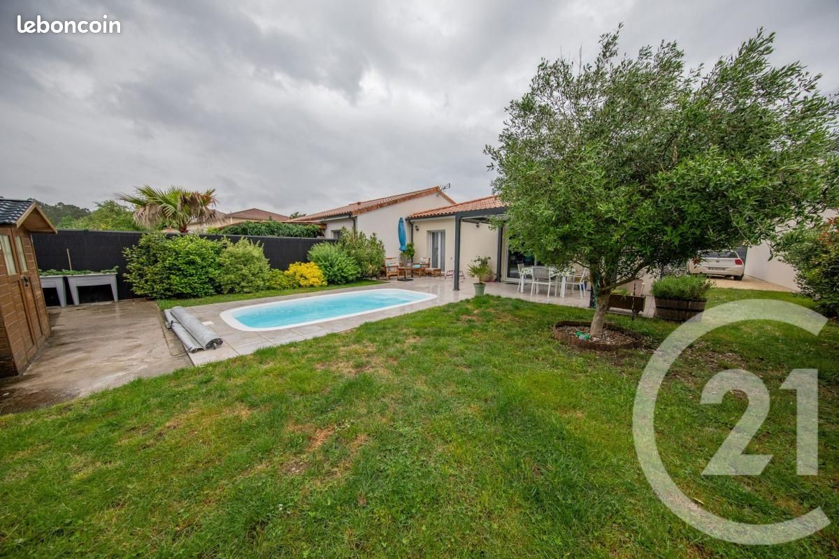 Maison 5 pièces 91 m² · à Sainte-Hélène · 91 m² · 323 000 €