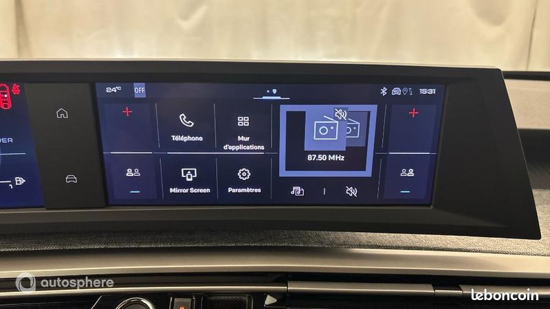 Peugeot 3008 1.2 Hybrid 145ch Allure e-DCS6 (image 19)