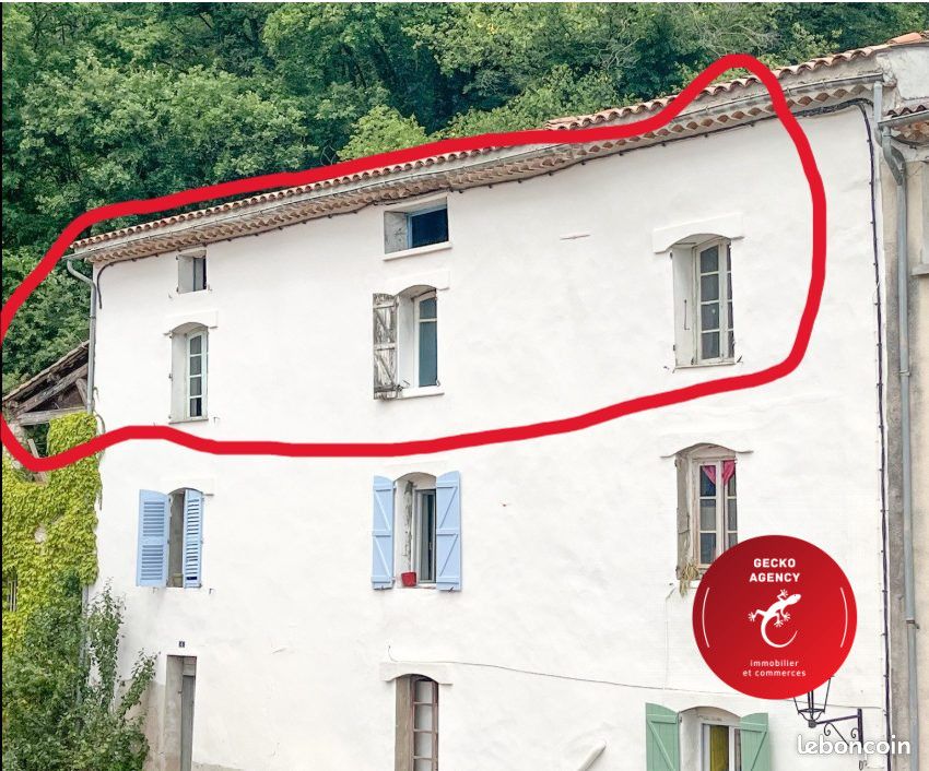 Maison 6 pièces 117 m² · à Montferrat · 117 m² · 100 000 €