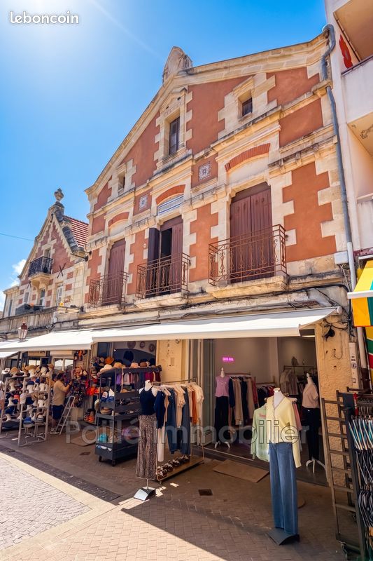 Maison 12 pièces 700 m² · à Soulac-sur-Mer · 700 m² · 1 924 000 €