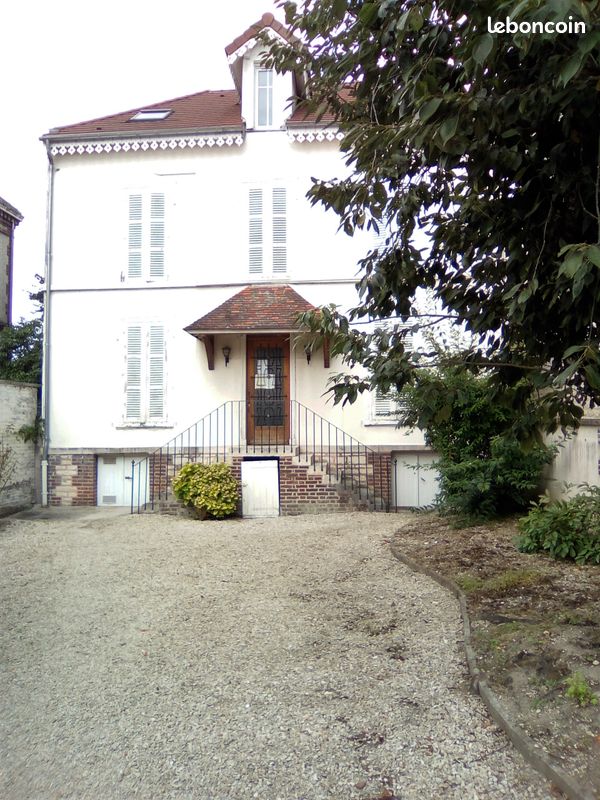 Appartement 1 pièce 27 m² · à Troyes · 27 m² · 465 €
