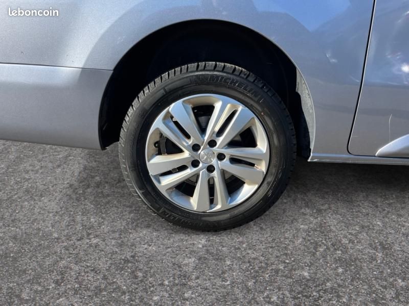 Peugeot Expert Fg XL 2.0 BlueHDi 145ch S&S EAT8 (image 29)