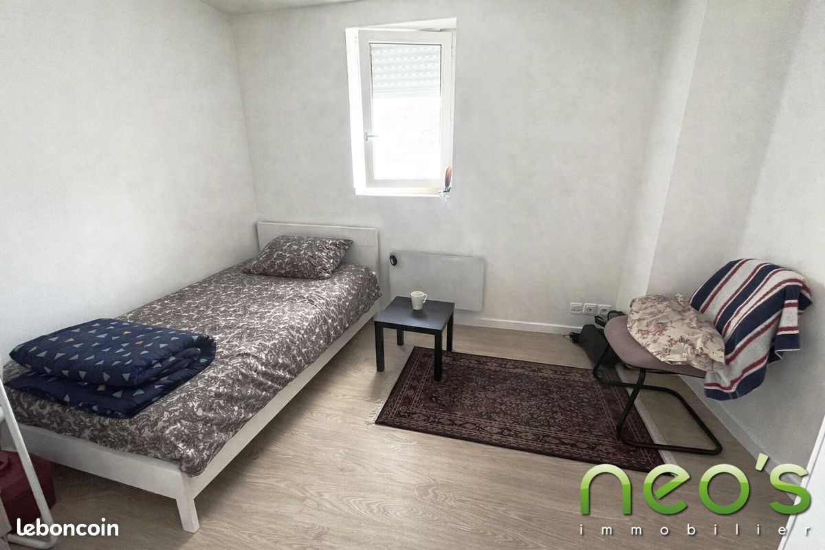 Appartement 1 pièce 16 m² · à Cholet · 16 m² · 330 €