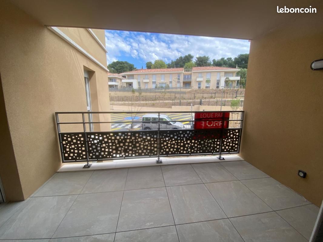 Appartement 3 pièces 70 m² · à Ollioules · 70 m² · 1 067 €/mois