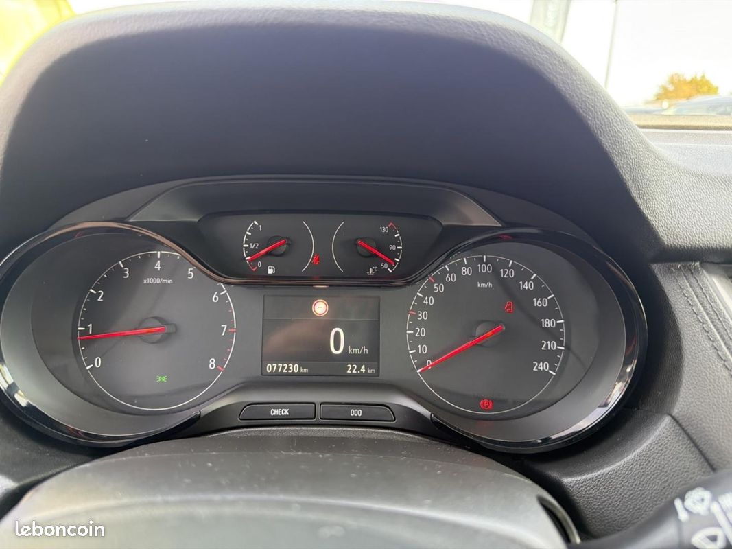 Opel Grandland X 1.2 Turbo 130ch Design Line (image 26)