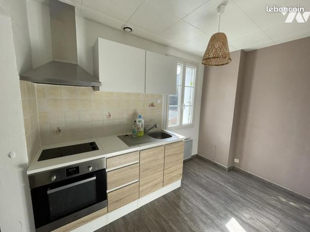 Appartement 49 m² COSSE LE VIVIEN