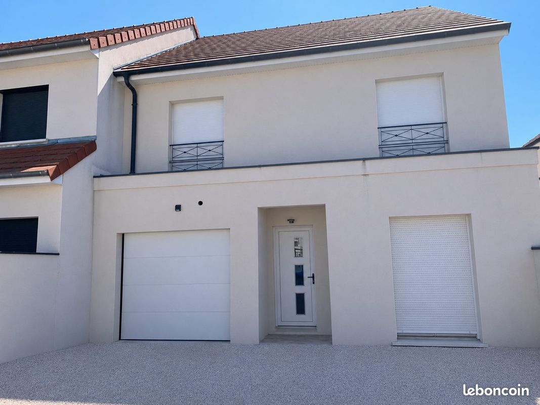 Maison 7 pièces 140 m² · à Saint-Julien · 140 m² · 345 000 €