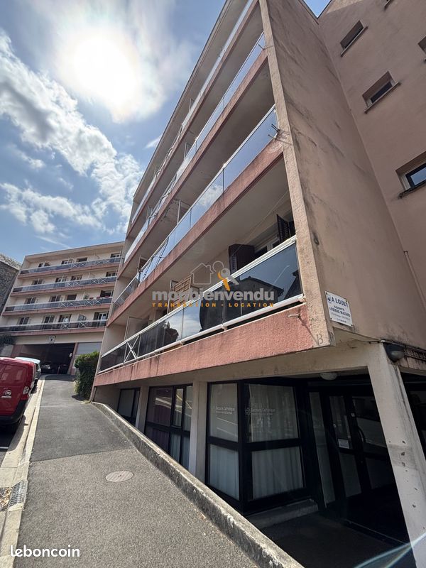 Appartement 2 pièces 20 m² · à Aurillac · 20 m² · 45 000 €