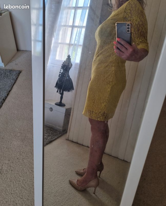 Robe (image 4)