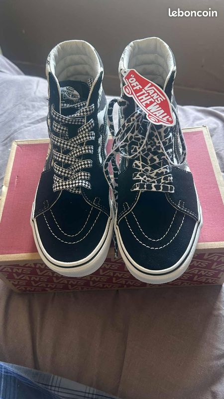 Vans (image 4)