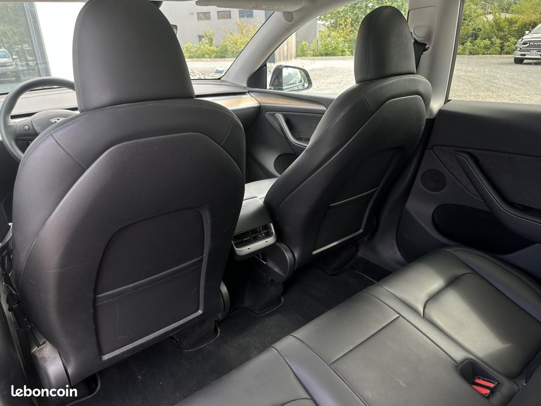 TESLA MODEL Y AWD Performance PH1 - GARANTIE CONSTRUCTEUR (image 14)