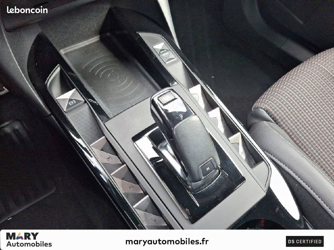 DS DS3 Crossback PureTech 130 EAT8 Performance Line+ (image 14)